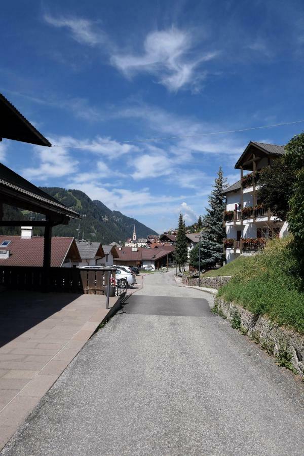 Apartments Casa Metz Santa Cristina Val Gardena Eksteriør bilde